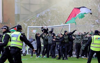 "Old Firm Derbisi'nde Gol Sesizliği: Taraftarlar Sahada Arbede Yarattı"